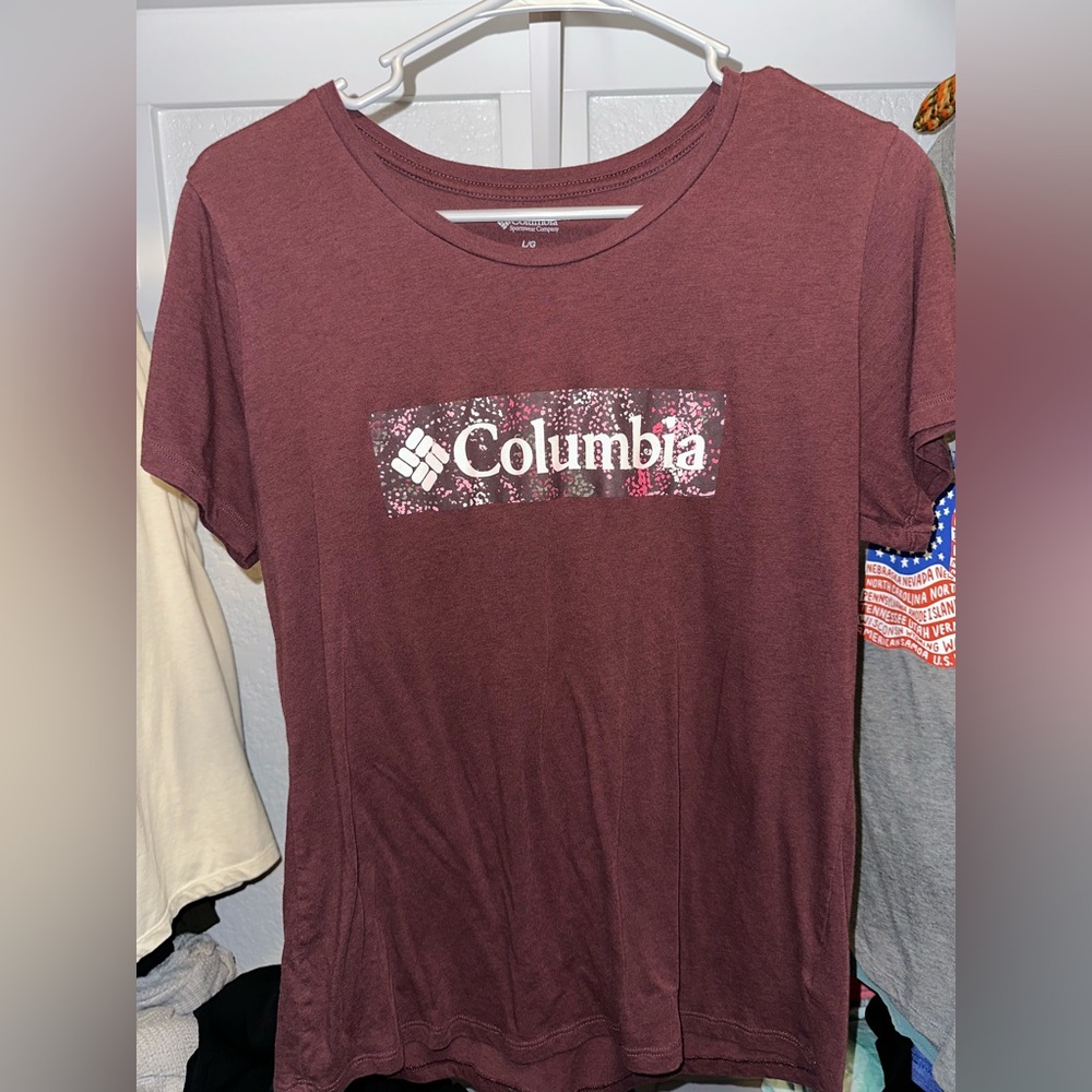 Columbia Women's Maroon T-Shirt